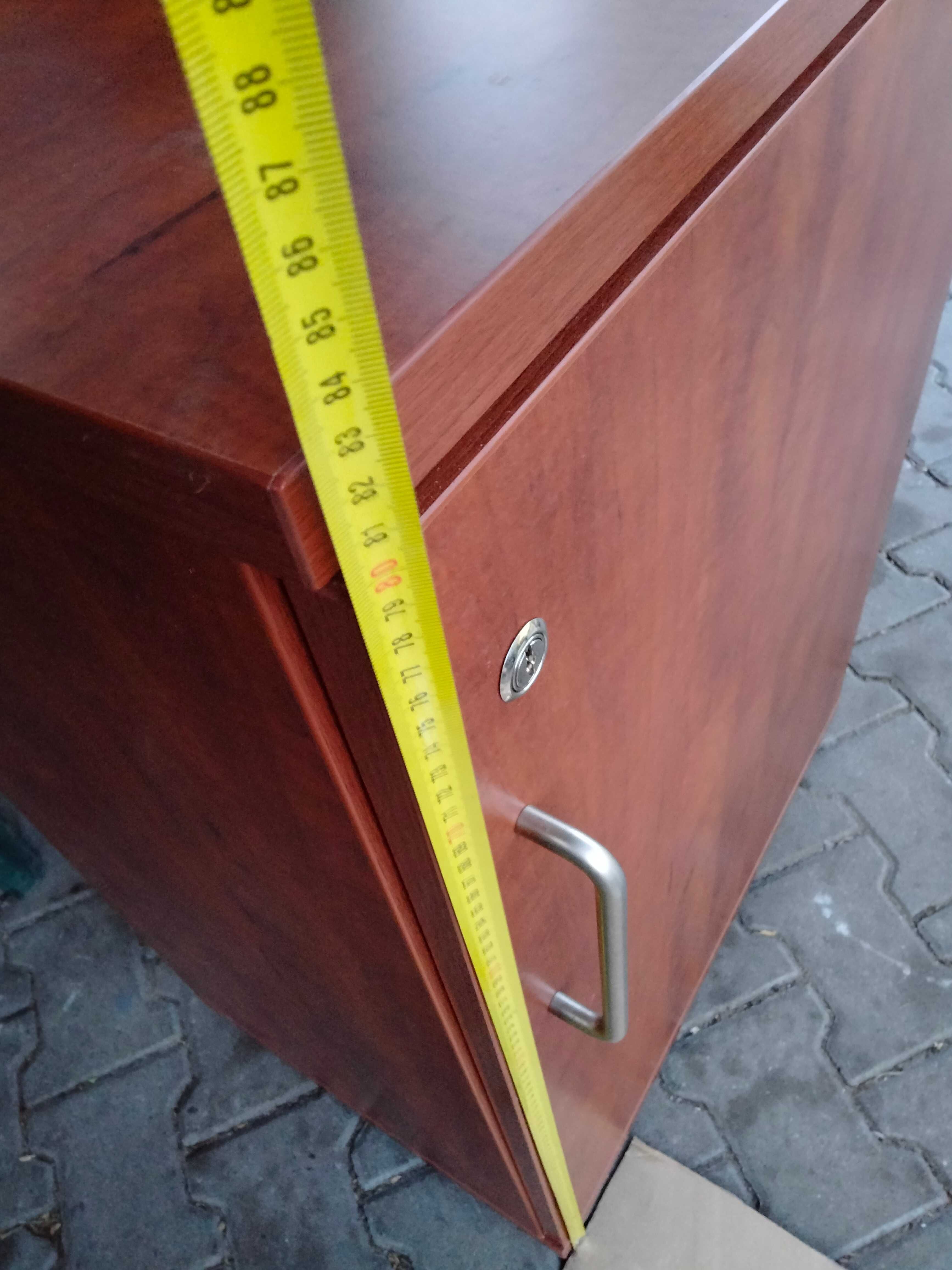 Szafka,mały mebel 83/60