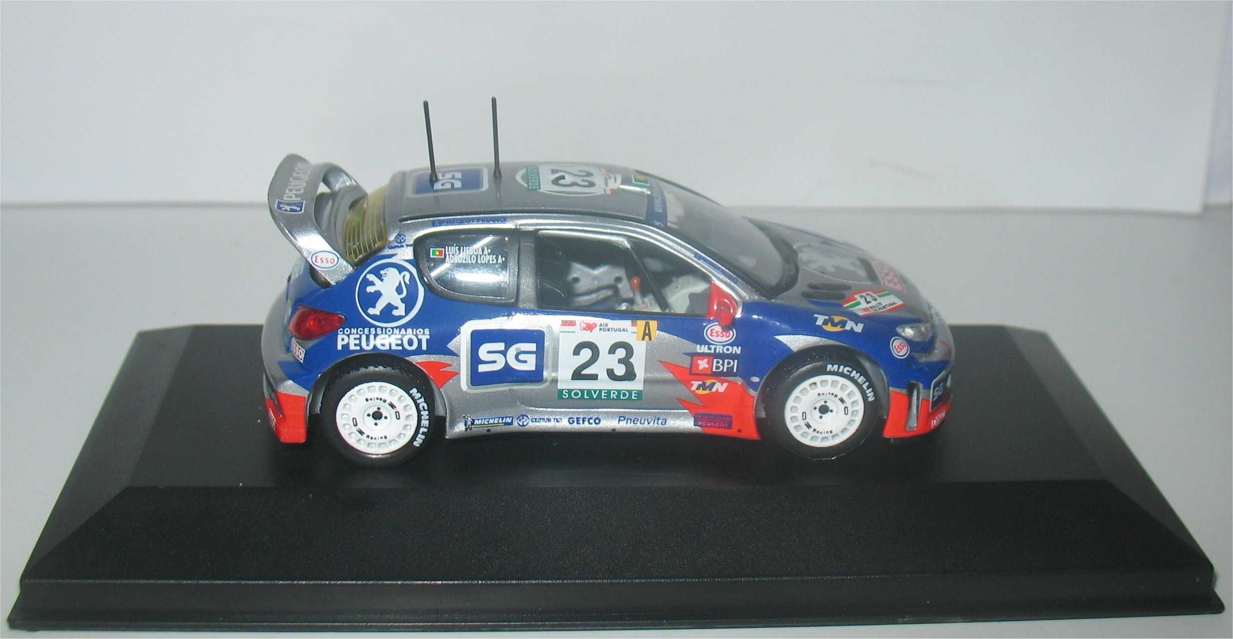 Ixo - Peugeot 206 WRC - Rally de Portugal 2001 - Adruzilo Lopes