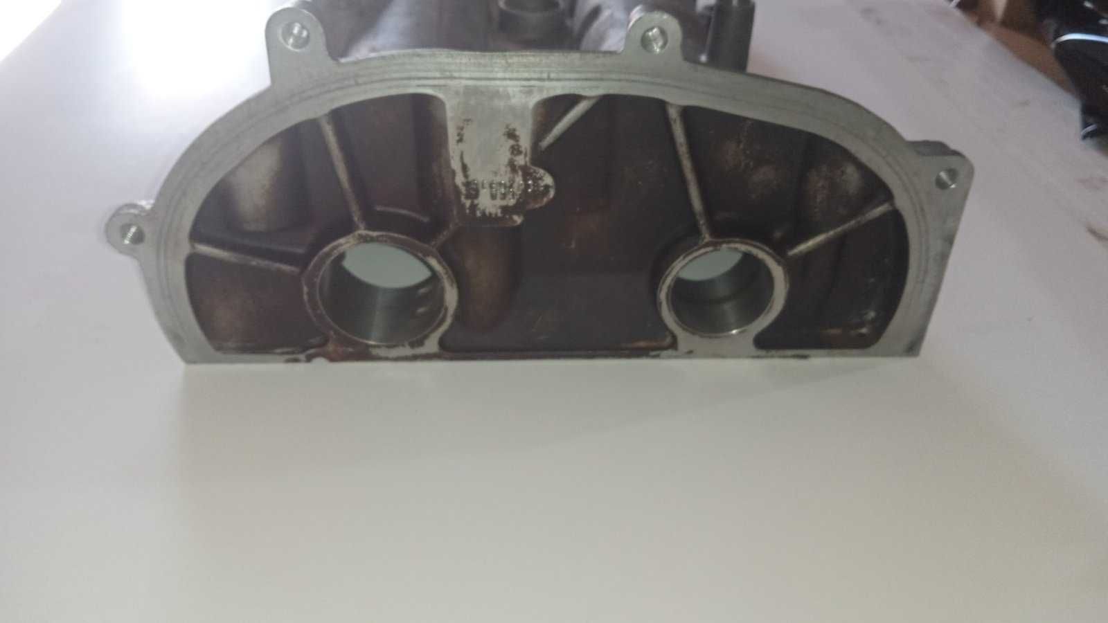 Крышка клапанов 03C103475 J/K толкатель ТНВД 03C109309C BAG 1.6 FSI VW