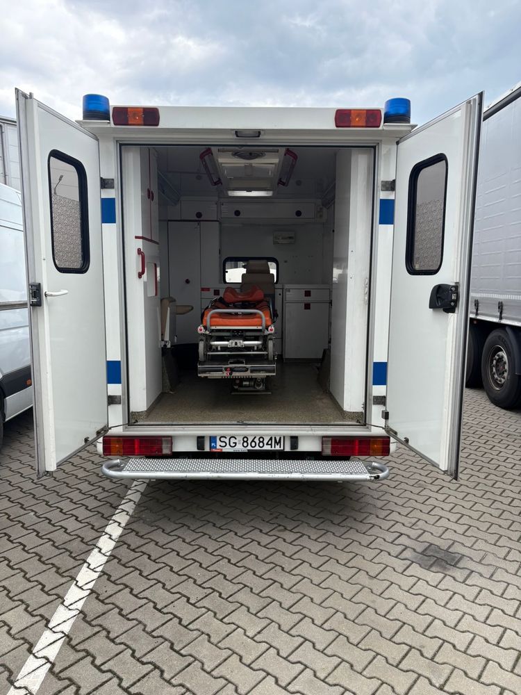 Mercedes Sprinter 312D Ambulans Karetka
