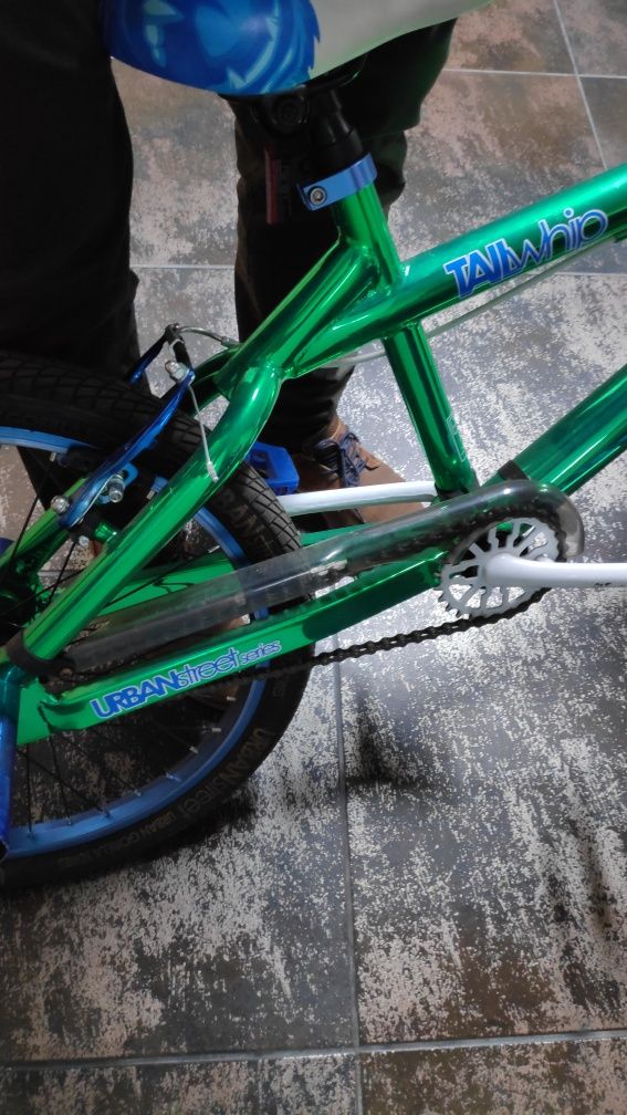 Bicicleta BMX como nova