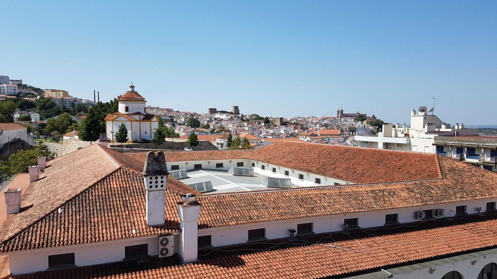 Apartamento T0/1 Portalegre centro (mercado) moderno e mobilado