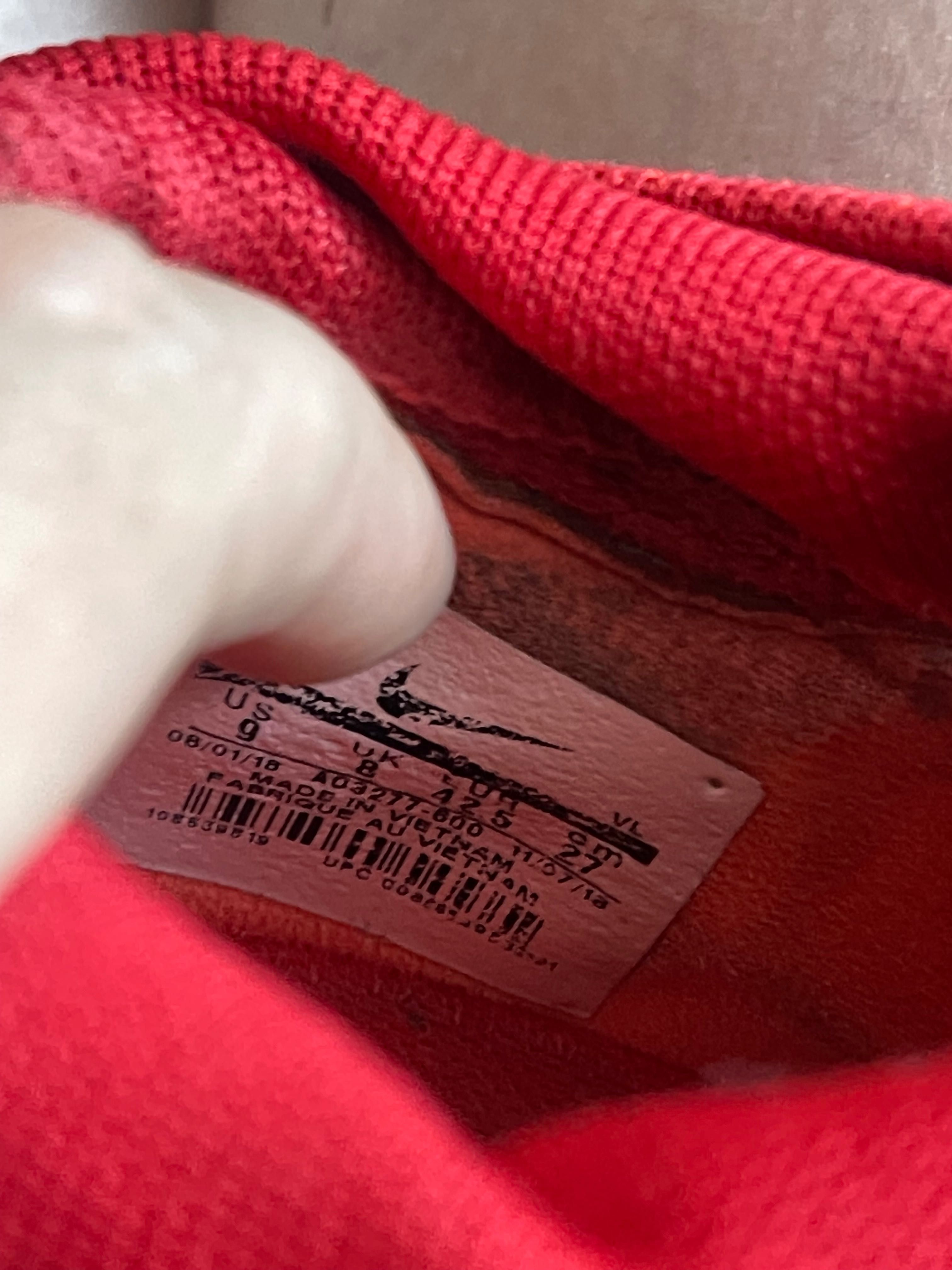 Сороконожки nike оригинал 42,5 размер