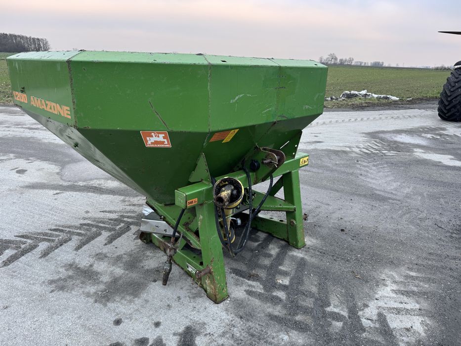 Rozsiewacz do nawozow amazone ZAX perfect !! Super stan !! Kuhn sulky