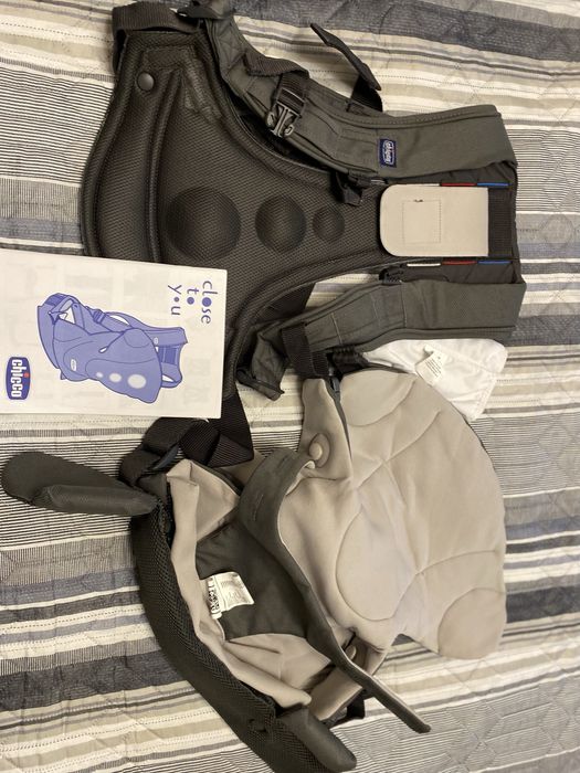 Дитяча переноска Chicco Close to You — 700 грн