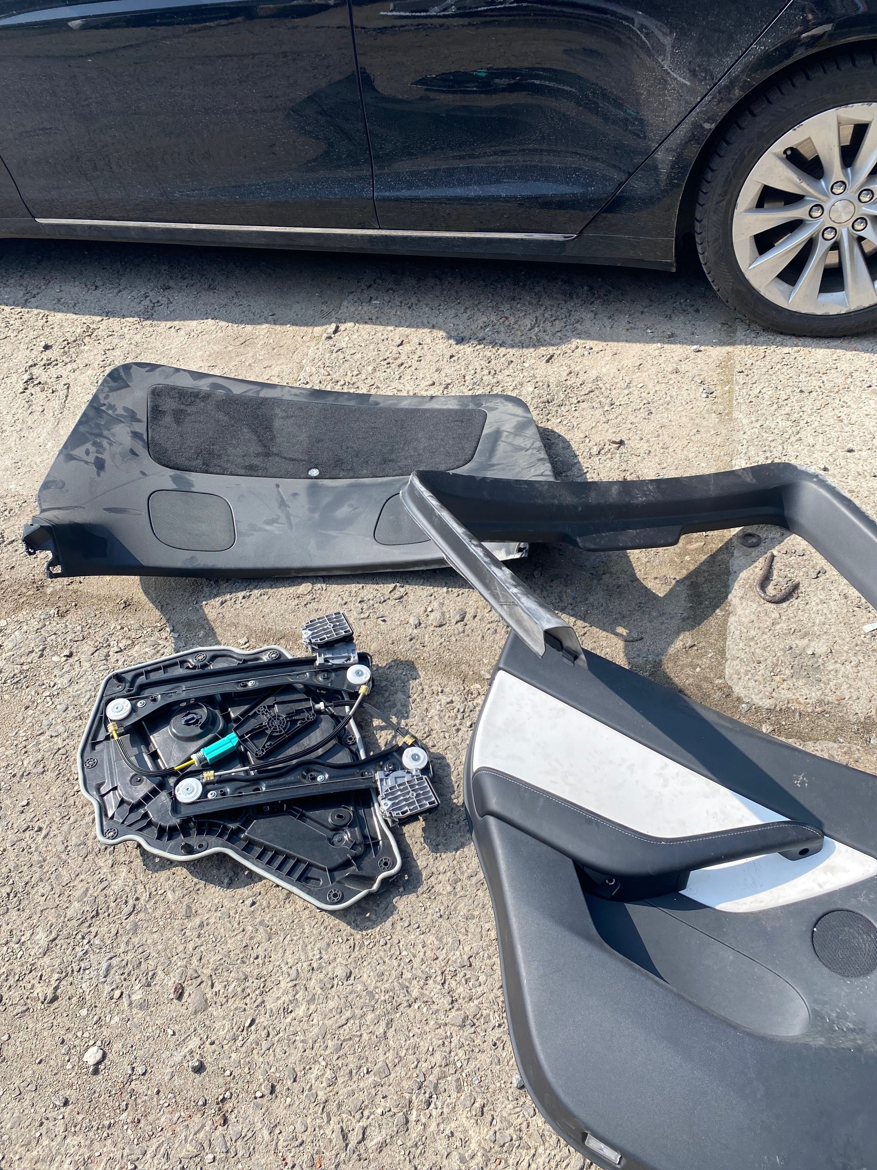 Розборка Tesla Y 20-24 колір PPSW запчастини капот! Разборка запчасти