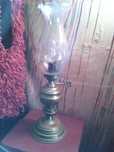 Candeeiro antigo com vidro em cristal