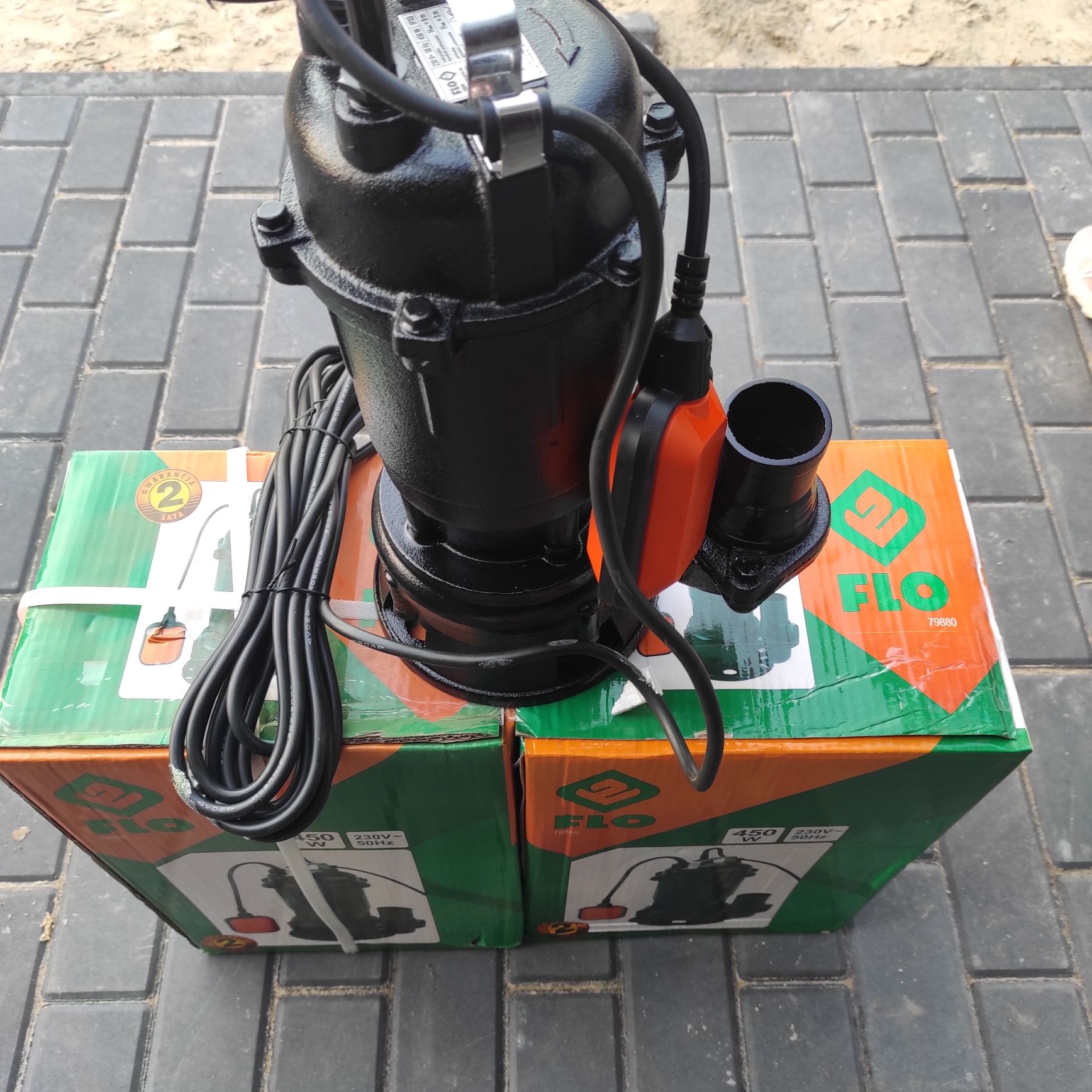Promocja Pompa żeliwna do ścieków YATO/FLO 79880