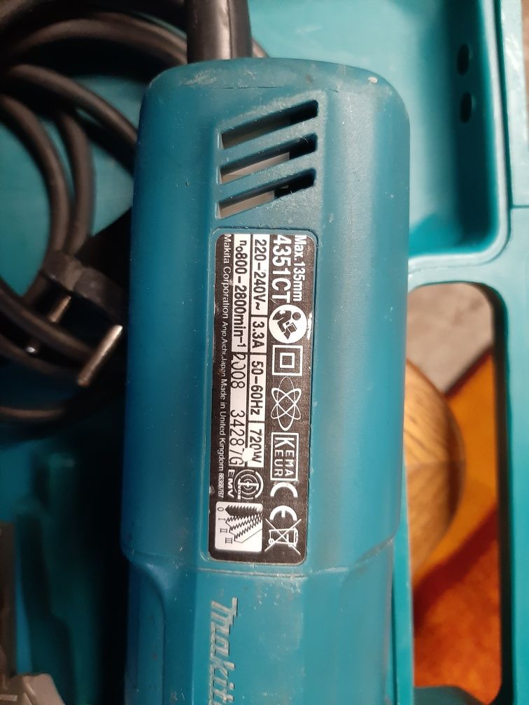 Wyrzynarka Makita 4351 CT