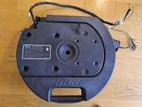 Subwoofer BOSE do koła zapasowego