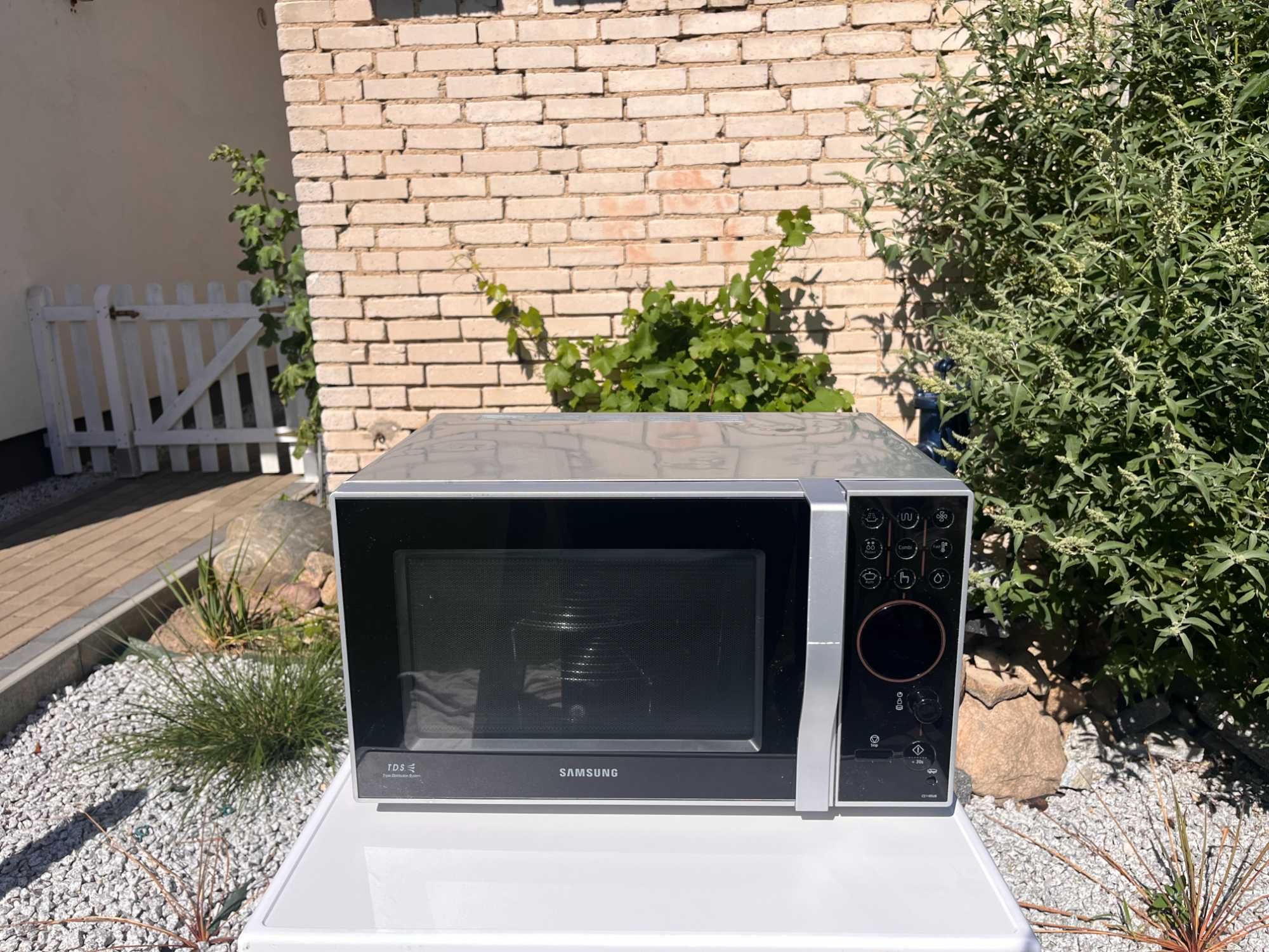 Kuchenka Mikrofalowa, Mikrofalówka Samsung - Inox,900 W,Grill - Dowóz