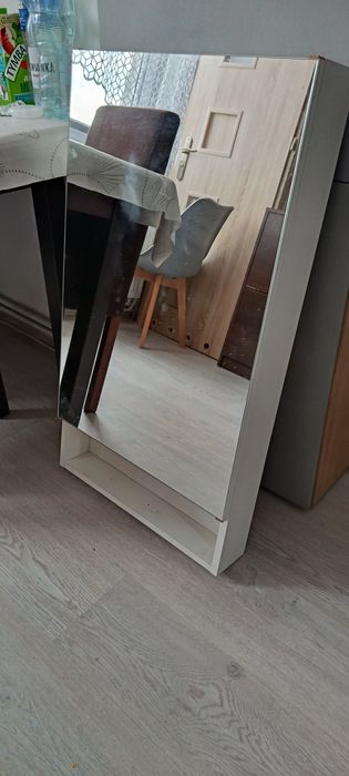 Szafka wisząca z lustrem, szafka łazienkowa