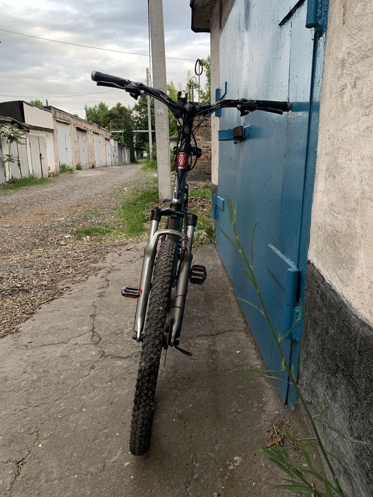 Trek 3500 disk 3 series 22 розмір рами