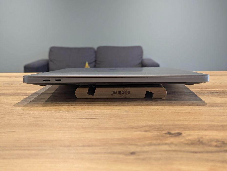 MacBook pro 16 2019 i7 2.6ghz 64/512gb pro 5300m 4gb