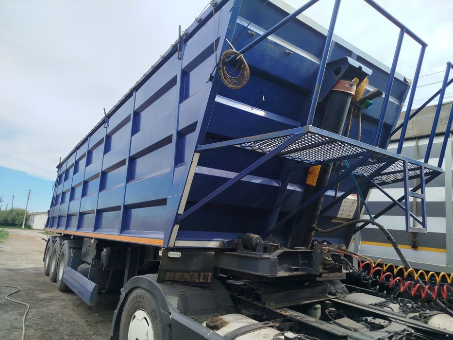 Причіп sdc trailers зерновоз в ідеальному стані