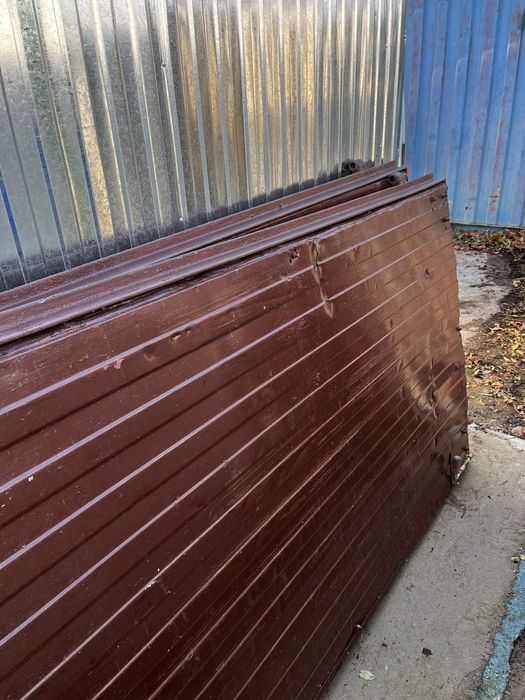 Brama garażowa dwuskrzydłowa