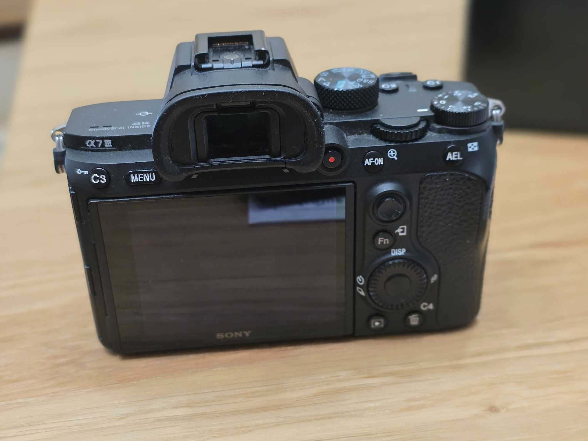 Aparat Sony A7 III Mark 3 A73 okazja zestaw gwarancja marzec 2026