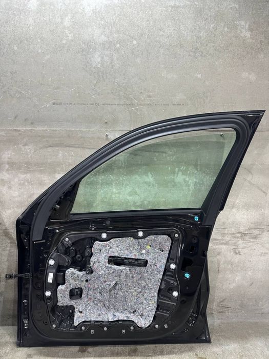 Двери правые BMW G05 475