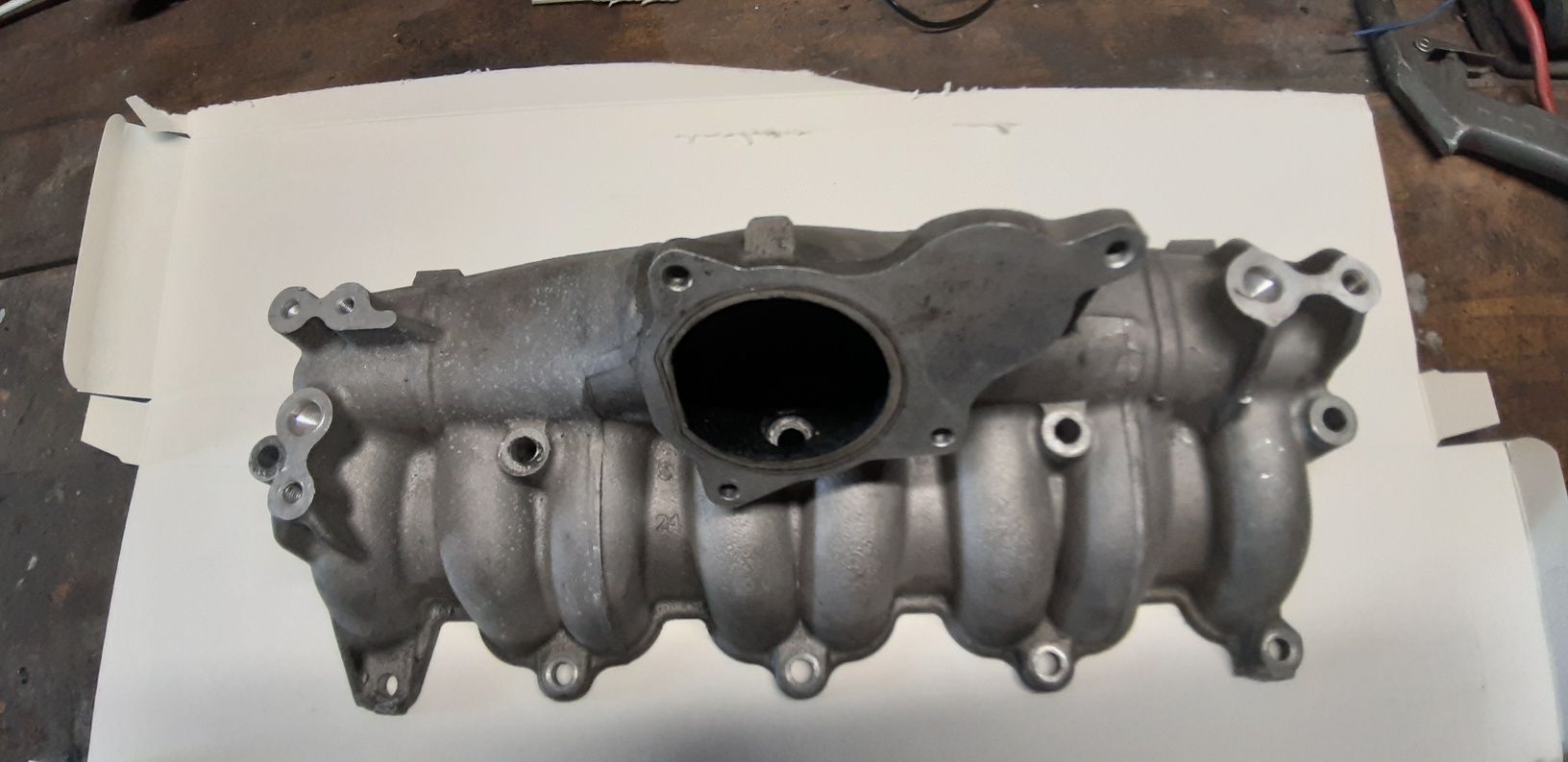 Kolektor ssący  03g129713