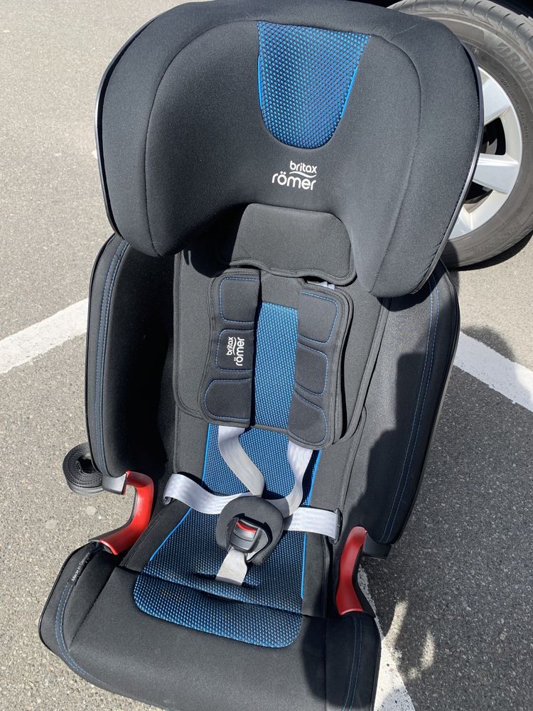 Автокрісло Britax Romer Advansafix