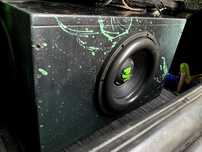 Сабвуфер Deaf Bonce MF-12R D2