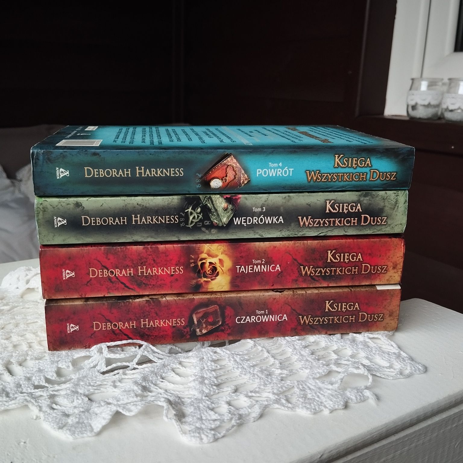 Księga wszystkich dusz Deborah Harkness tomy 1-4