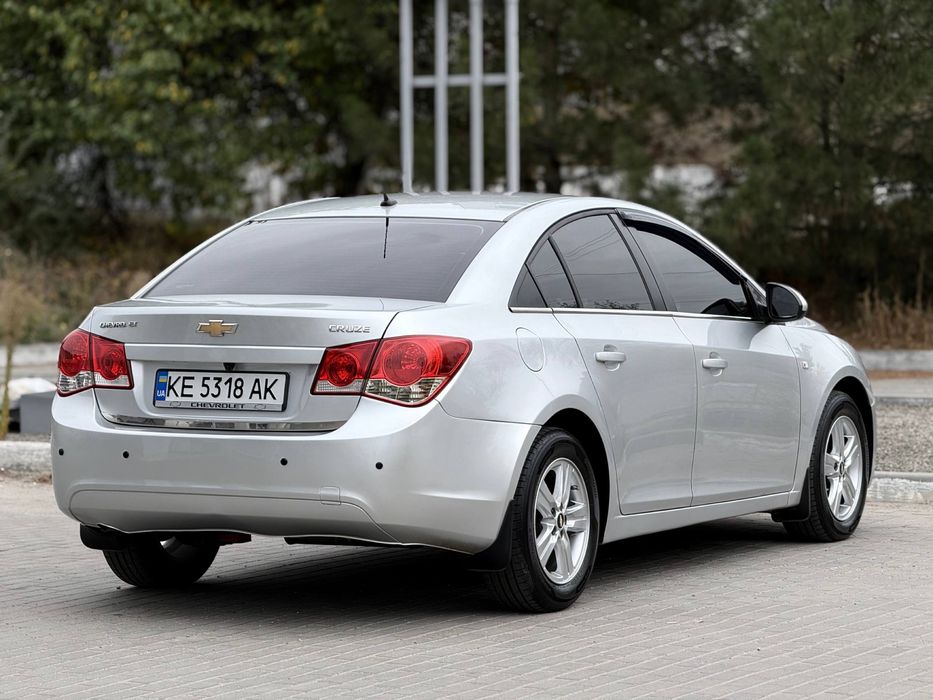 Chevrolet Cruze идеальное состояние
