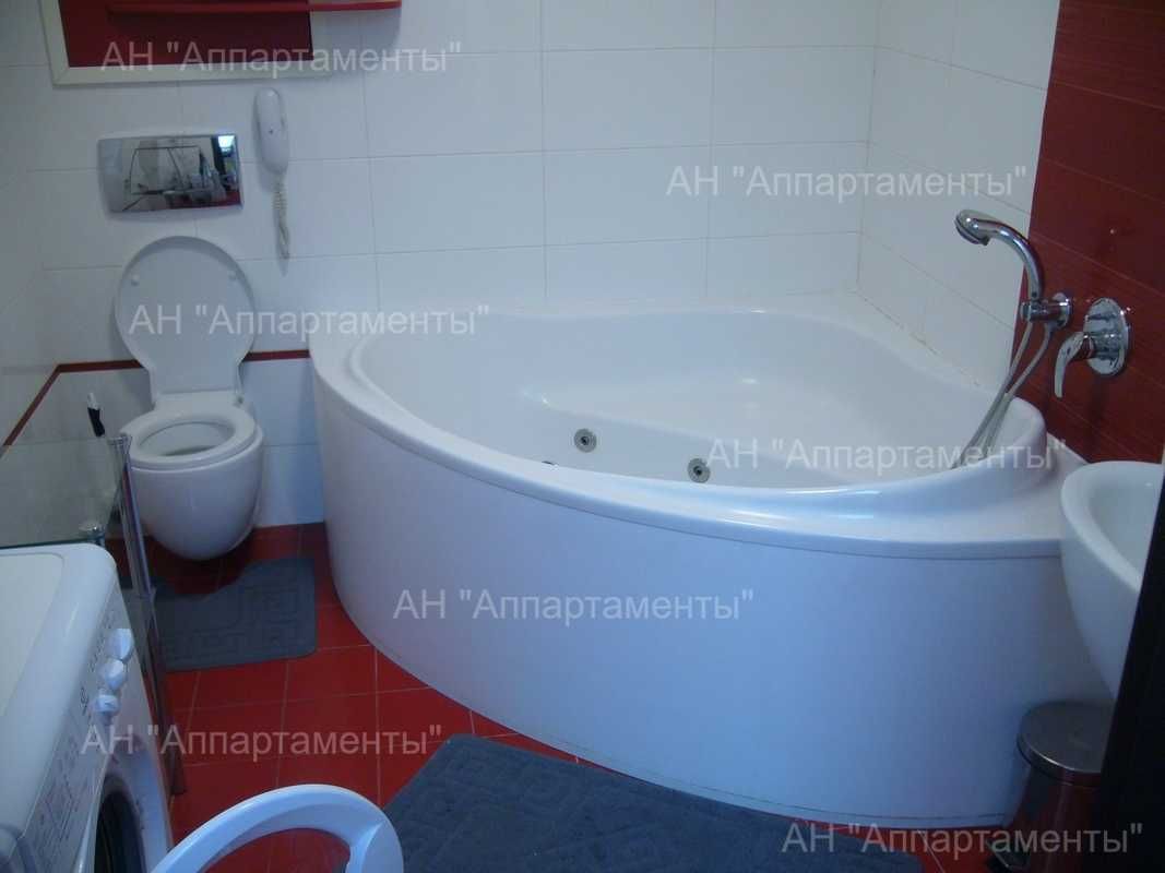 Продам 3к-студию в новострое, 90м, дизайн.ремонт, 2 лоджии, Центр