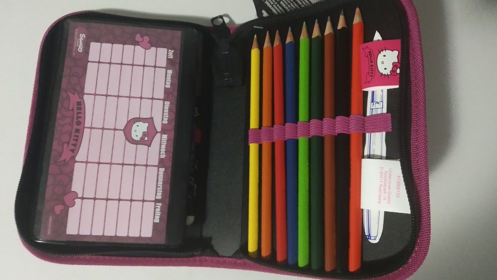 Estojo Completo HELLO KITTY Sanrio License ORIGINAL 30 peças NOVO