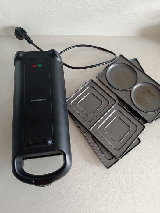 Sweetch - Sanduicheira Elétrica c/ placas removíveis