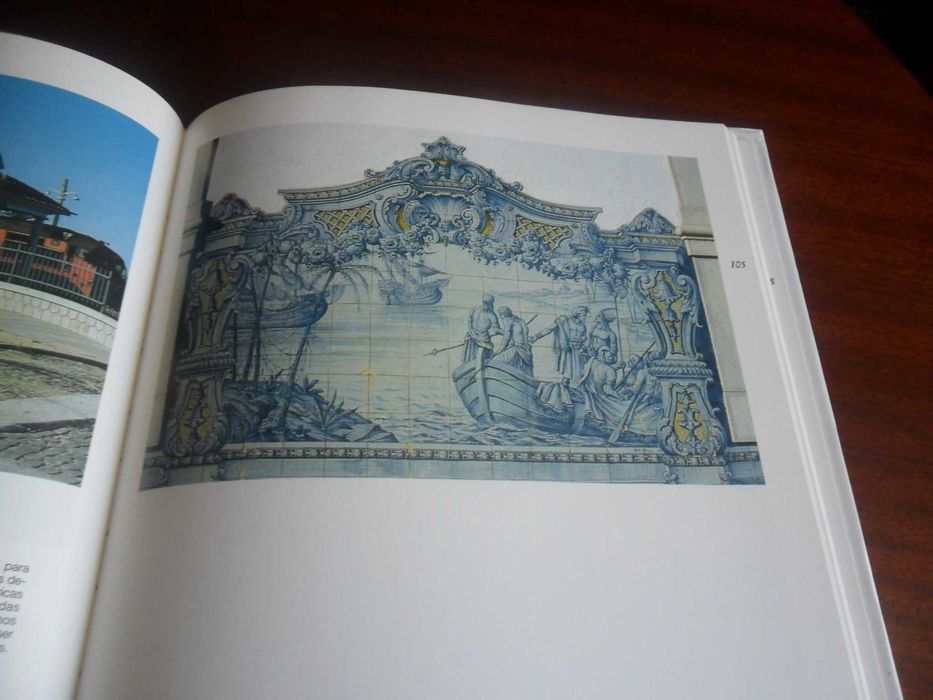 "Portugal: Painéis de Azulejos no Século XX" de Jacqueline Hengl -1987