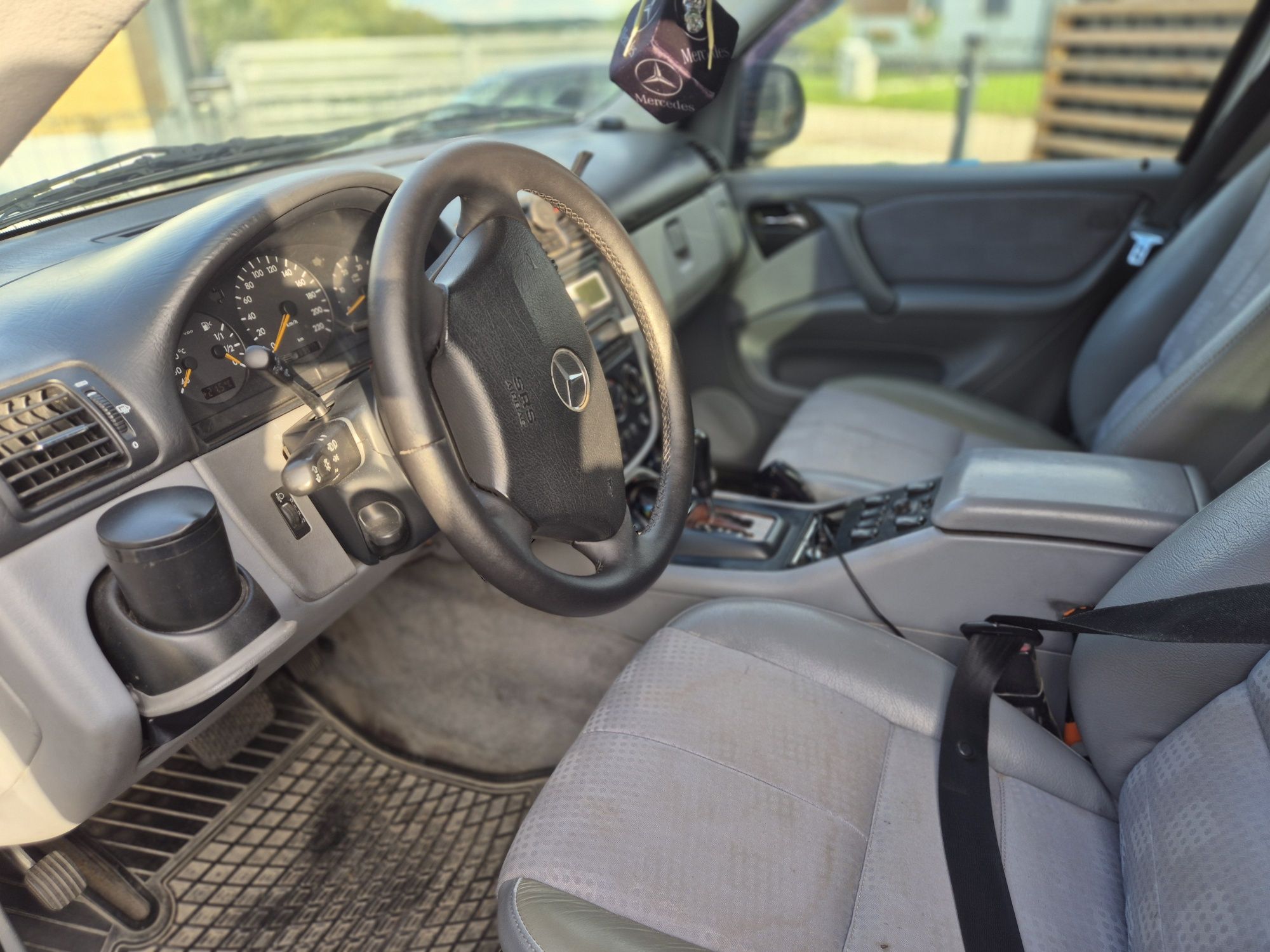 Mercedes ML 270 CDI 2000r • Automat • 4x4 z reduktorem • Skóra • Hak