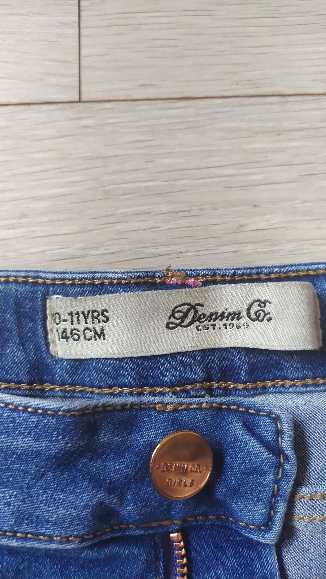Spodenki jeansowe krótkie rozmiar 146 dla dziewczynki