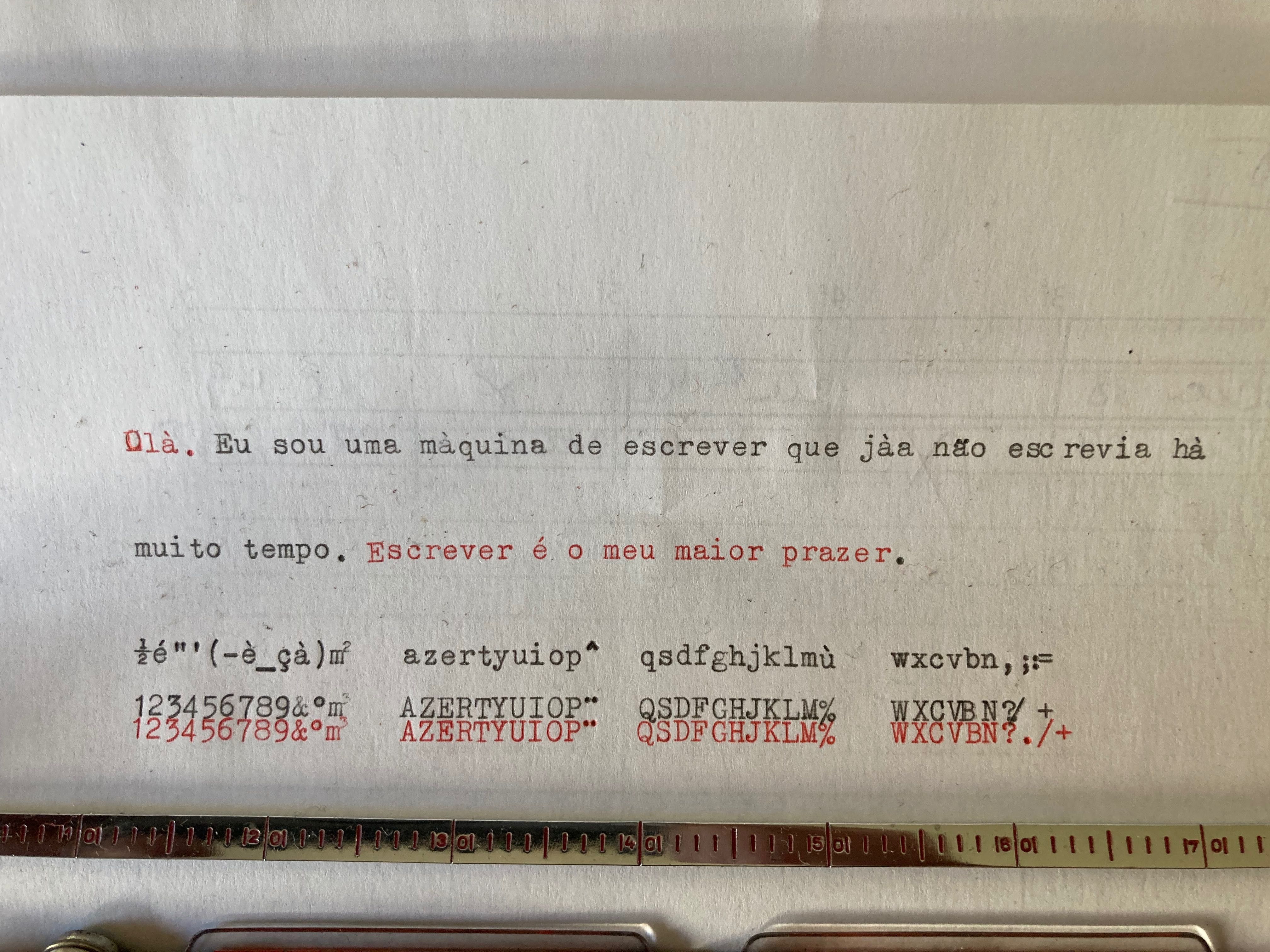 Máquina de escrever