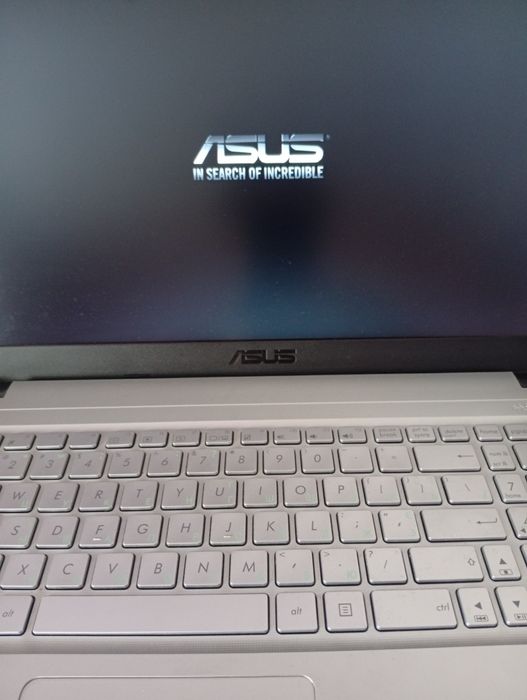 Ноутбук ASUS Vivobook 15,6'' як новий