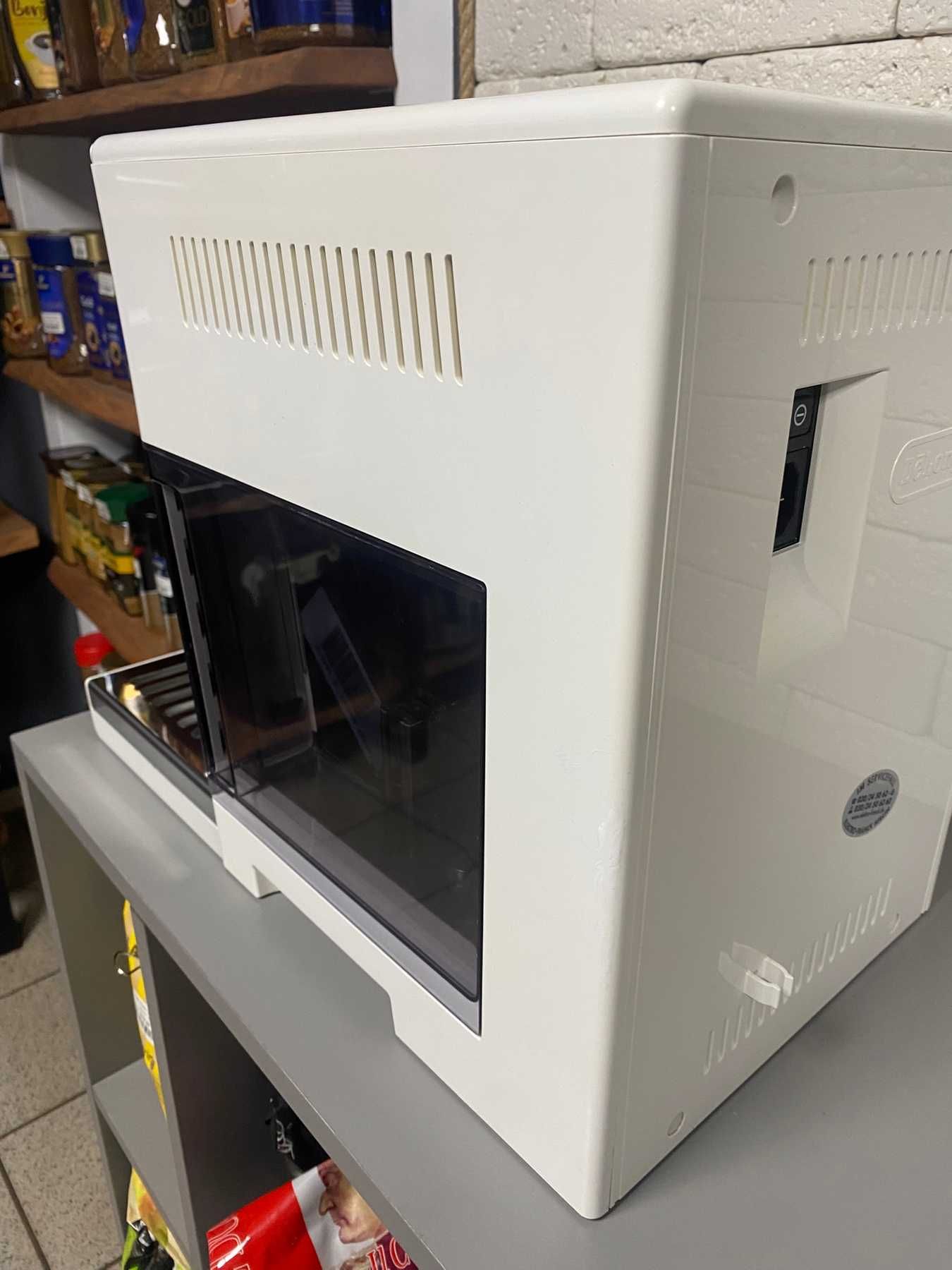 Кавоварка,кофемашина Delonghi Eletta Cappuccino TOP ECAM 45.660