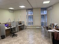 Аренда офиса 86 м2 в Бизнес центре в Печерском районе.