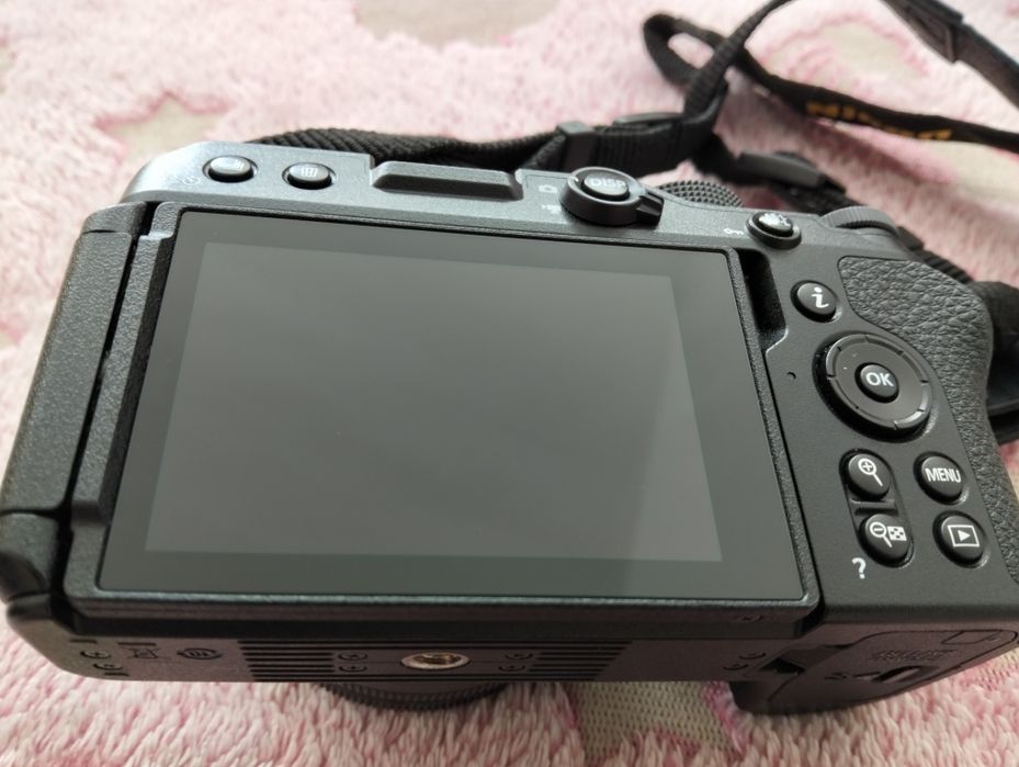 Zestaw Nikon Z30 + Obiektyw Nikkor Z50mm