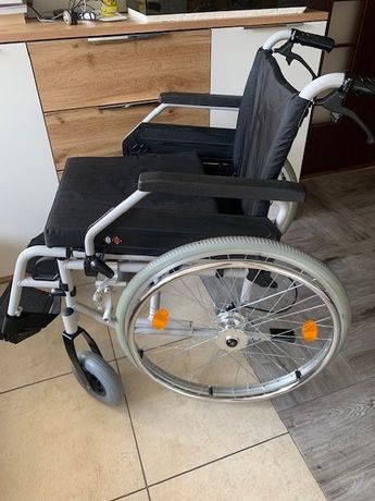 Wózek inwalidzki B+B szer. 52 cm 125 kg NOWY poducha podnóżki składany