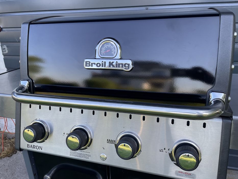 Grill gazowy Broil King Baron 420 Piekny Cztero palnikowy!
