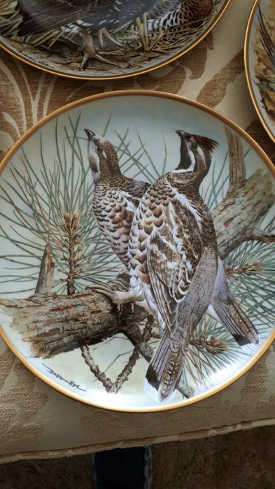 Ręcznie malowane talerze  w bardzo dobrym stanie