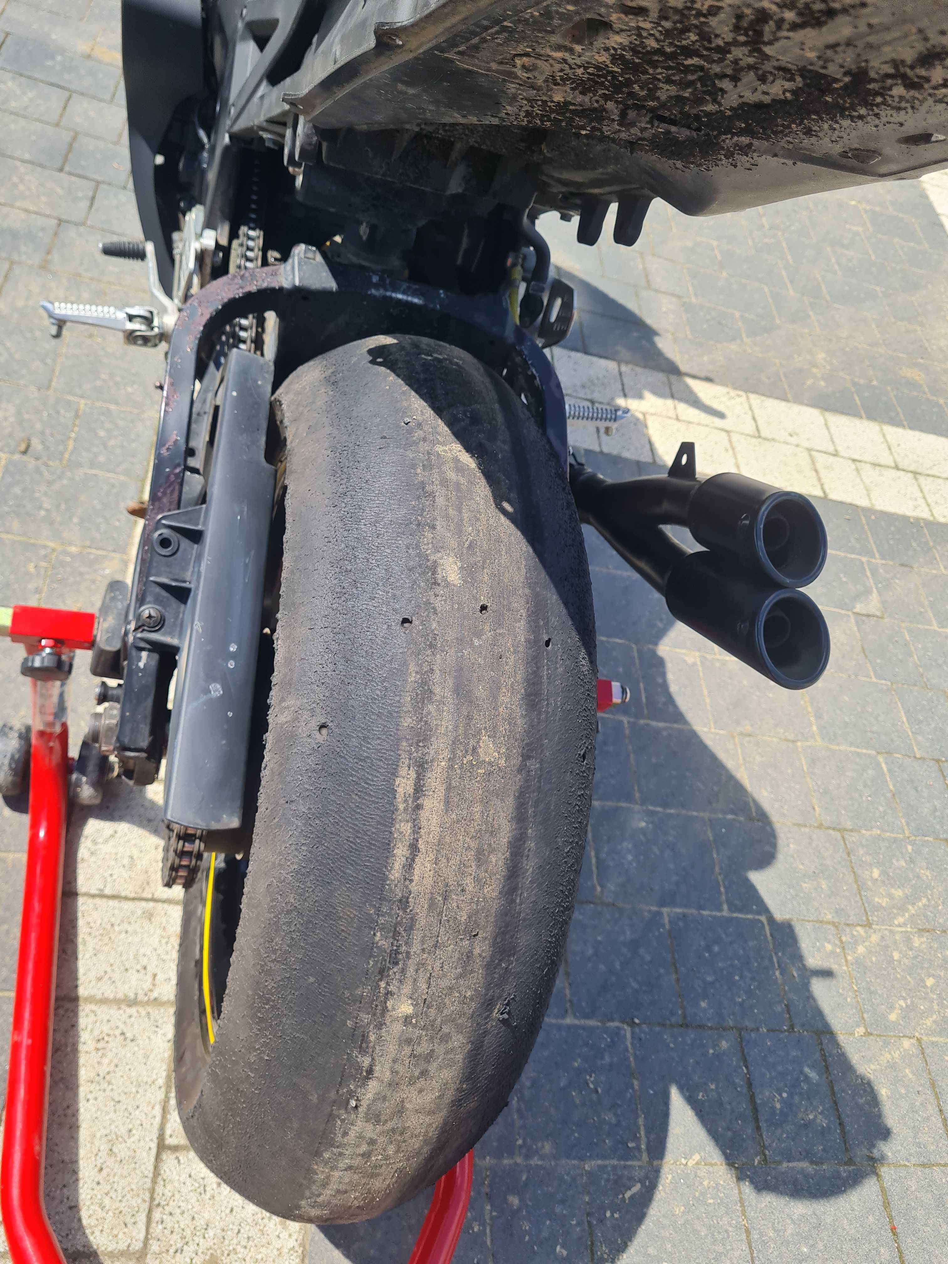 suzuki gsxr750 k5