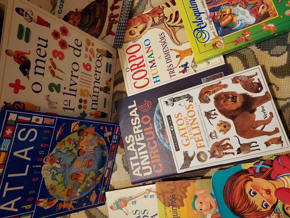 Vendo Livros Didáticos e de Aventuras
