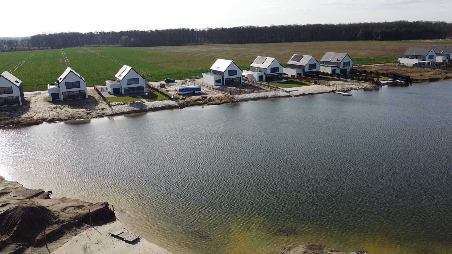 Działka nad jeziorem pod Wrocławiem