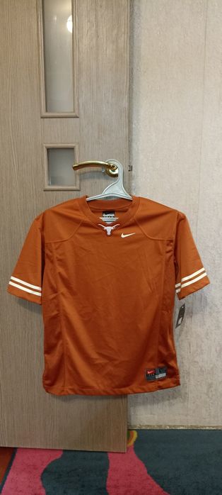 Футболка Nike размер М, L.