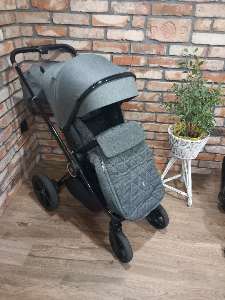 Wózek Venicci Tinum Upline 2w1 3w1