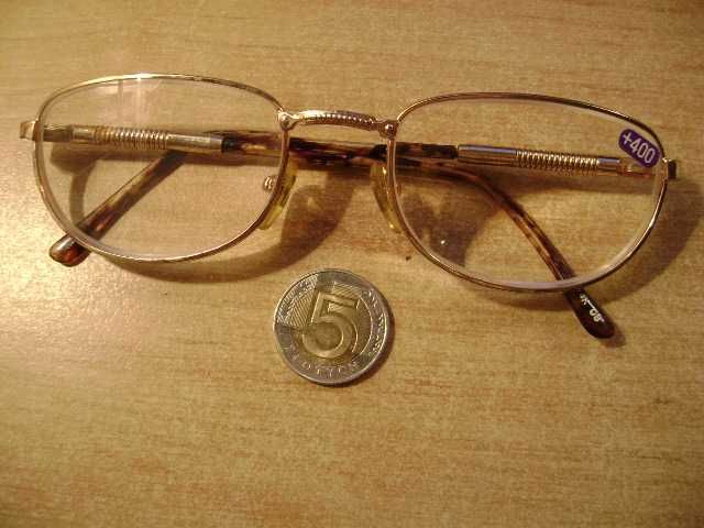 Starocie z PRL - Okulary damskie korekcyjne +4 dioptrie rozstaw 13,5cm