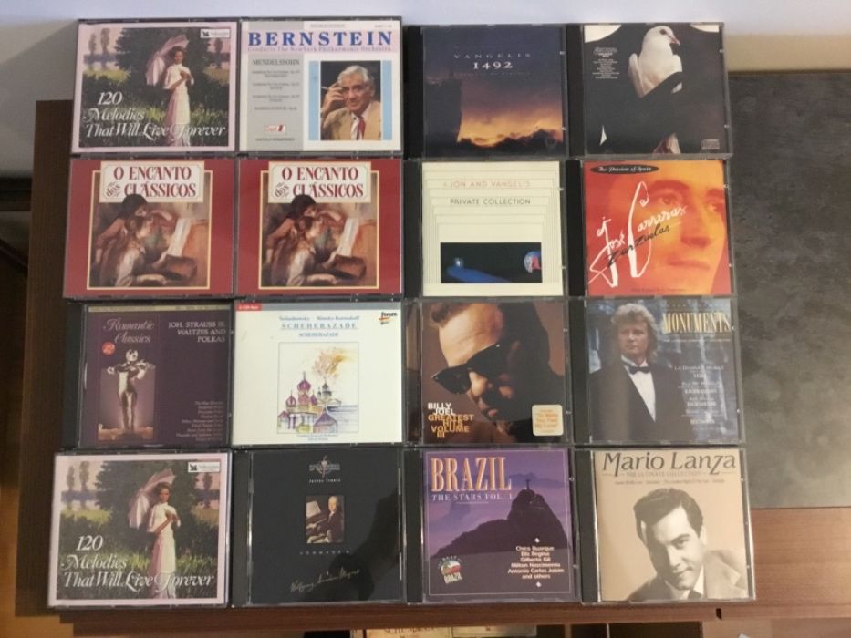 CD’s vários tipos de música. Originais. Pouco uso.