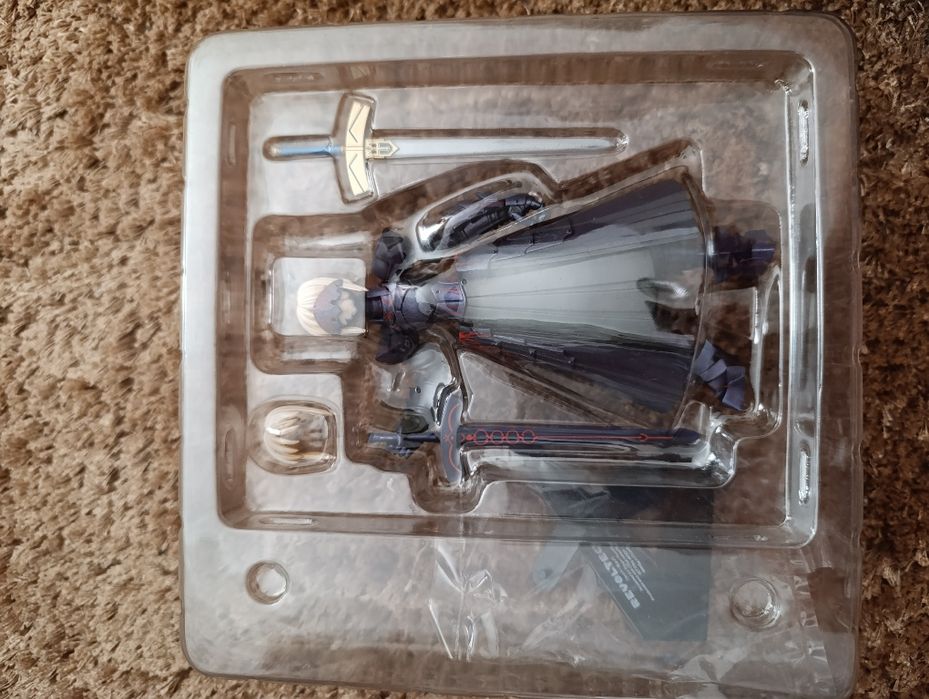 Figura Fate Saber Revoltech