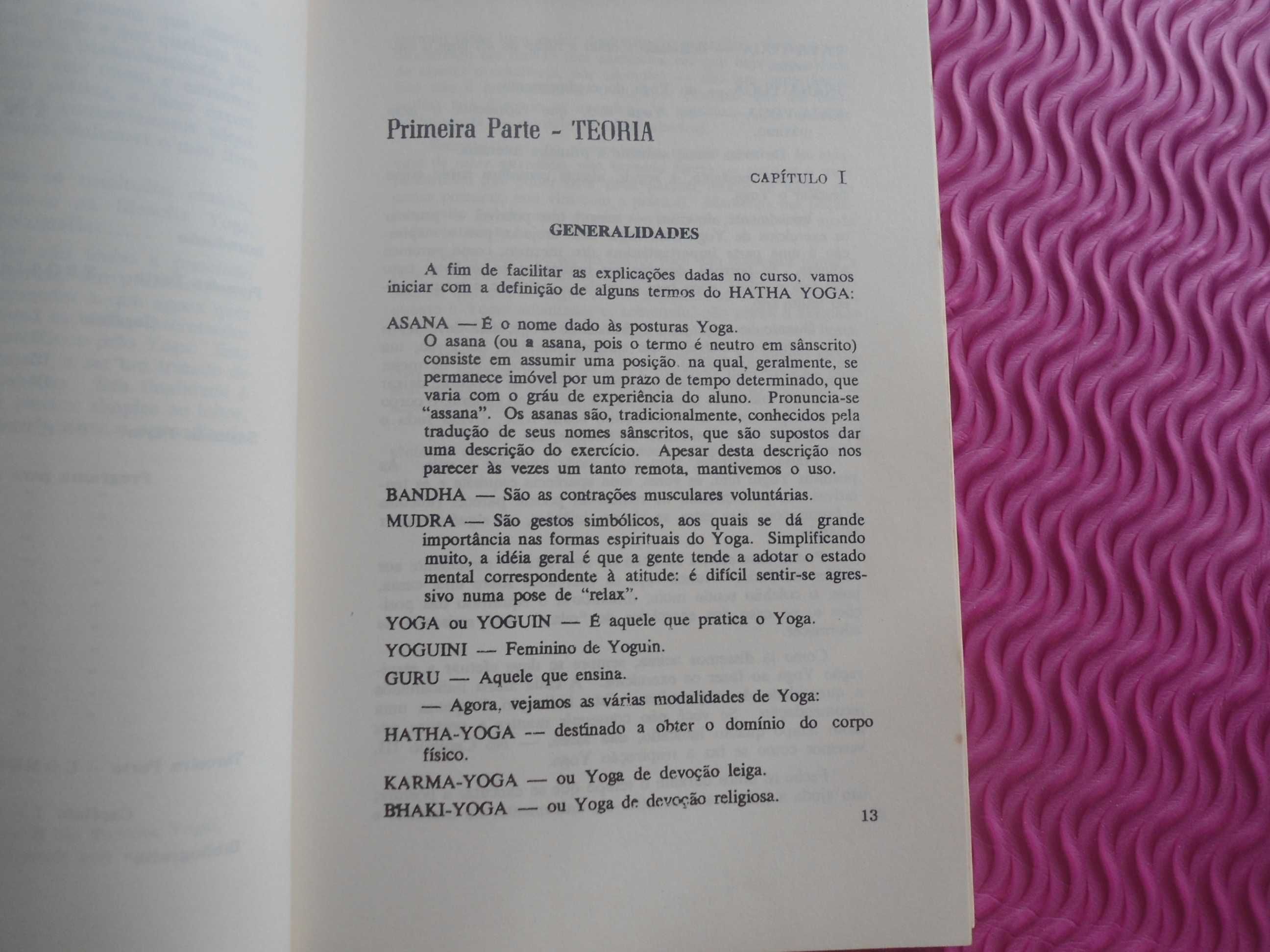 Ginástica Yoga para principiantes de Pierre R. Weber